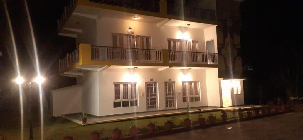 Four Banyans Spirit & Nature Resort Rāipur Eksteriør billede